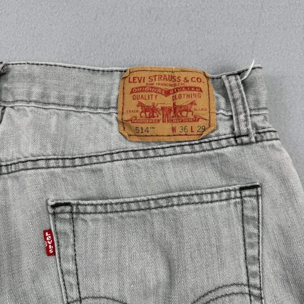 Levi's 514 Mens Gray Denim Jeans Size 36x29 Slim Straight Fit‎ Mid Rise